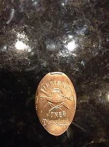 Disneyland Park Souvenir gepresster Penny INDIANA JONES "SCHWERTER DURCH HUT" #420 - Bild 1 von 2