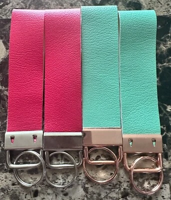 Lote De 4 Llaveros Llaveros Llavero Cordones Verde Rosa Navidad Medias Regalo Foto 1 de 3