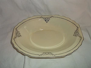 W. S. George Lido Canarytone Platinum Rose Oval Serving Vegetable Bowl - Picture 1 of 5