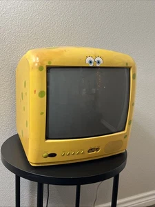 Spongebob Squarepants 13" Yellow CRT TV SB313 For Parts Or Repair - Picture 1 of 7