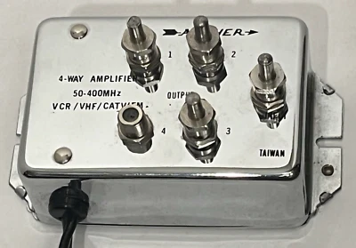 Archer 15-1119 4-Way Output Coax Cable Distribution Amplifier - VCR/VHF/CatV/FM - Image 1 of 4
