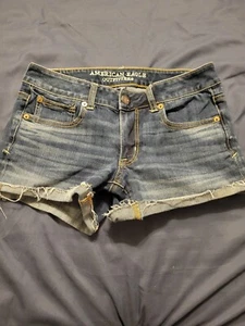 American Eagle Shortie Super Stretch denim Shorts Womans Size 6 Blue Denim - Picture 1 of 6