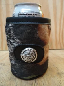 MOSSY OAK ~ FISHING FLY ~ CAN COOZIE / KOOZIE - Picture 1 of 2