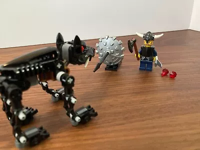 Lego Viking 7015 Viking Warrior Wolf Good Condition 100% Complete from Japan - Image 1 of 4