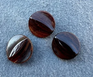 #702 Vintage 3 Brown BUTTONS Plastic Shank 7/8" - Picture 1 of 6