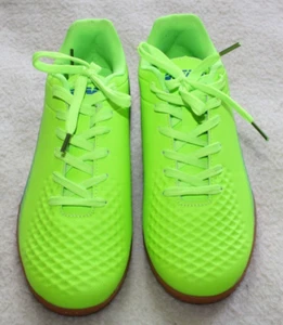VIZARI Indoor Soccer Shoes Size 6 Junior light green VZSE93399J - Picture 1 of 7