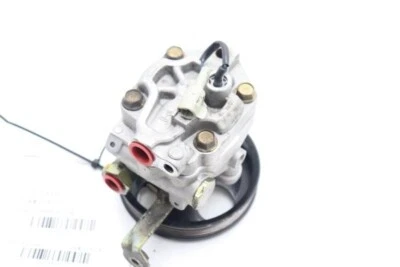 Bomba de dirección asistida Subaru Impreza 2004-2007 2,5 L STi, WRX OEM Foto 1 de 3