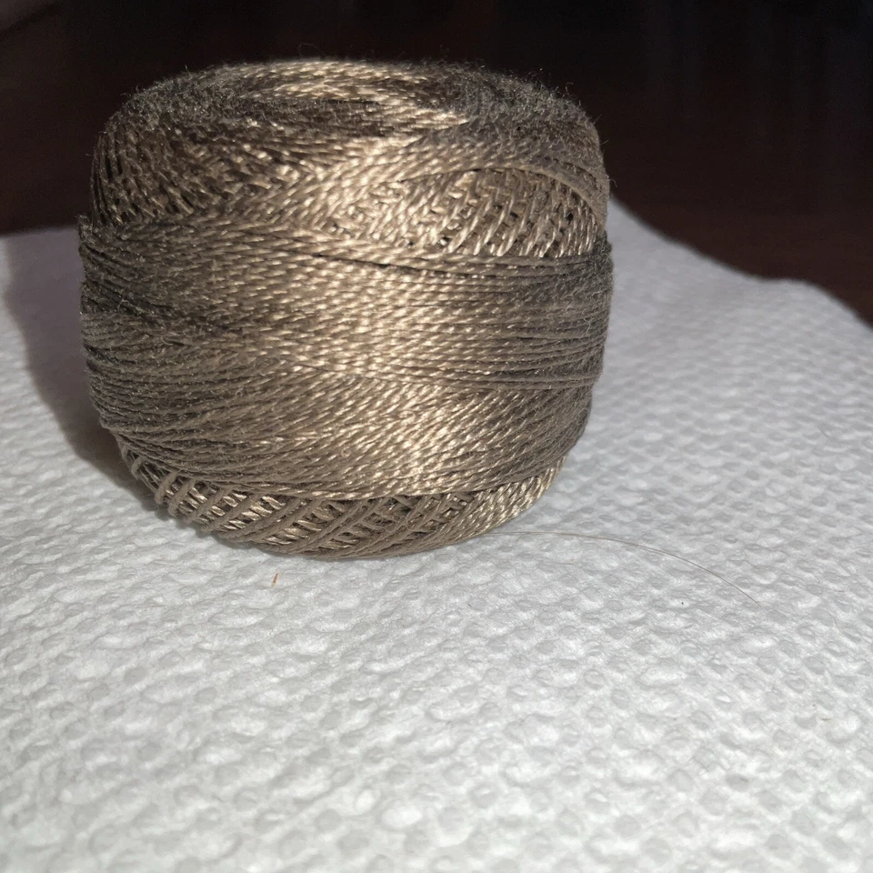 Lot Of 3DMC Pearl / Perle Cotton Thread Balls Size 8 Color 640 - Image 1 of 4