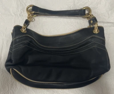 Gianni Bini Mini Bolsa de Alça Dupla Couro Preto Ferragem Dourada Acabamento Bege Nova Com Etiqueta - Imagem 1 de 4