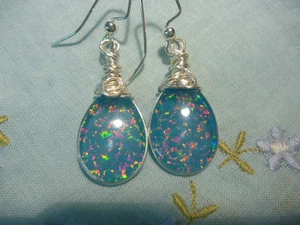 Wire Wrapped Synthetic Crystal Triplex Earrings Approx 22x14mm Pear # 50265. - Foto 1 di 3