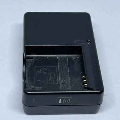 Genuine Ricoh BJ-7 Camera Battery Charger - Working - Image 1 of 4