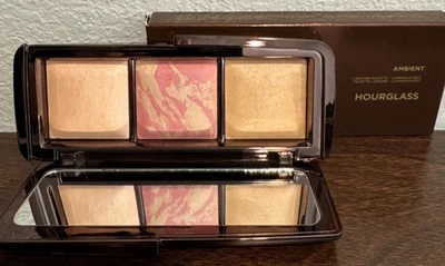 Hourglass Ambient Lighting Palette ~ LUMINOUS EDIT TRIO ~ 3.3g / 0.11oz ~ NEW - Image 1 of 4