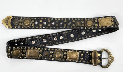 De Colección Usmeco Paris Cinturón de Cuero de Metal Negro Tachonado Remaches Latón Brutalista Ornamentado Foto 1 de 4