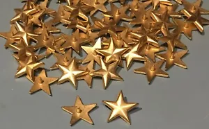 LOT OF 60 FINDINGS FOR CRAFTS, CLOTHING, 5-POINT STAR SHAPE SINGLE CENTER PRONG - Picture 1 of 3