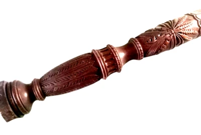 Poste de cama cartel ornamentado tallado en arroz Charleston de salvamento arquitectónico Foto 1 de 4