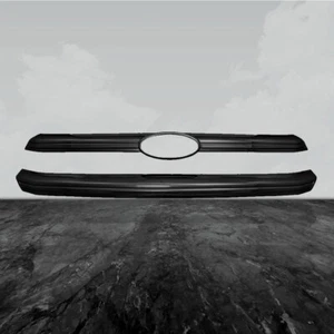 Auto Reflections Gloss Black Grille Insert for 2017-2019 Ford Escape - Bild 1 von 2