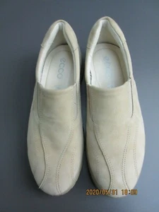 Women's Shoes : ECCO Beige Suede Slip-on Shoes Size 36 - Bild 1 von 11