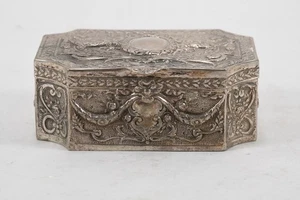 C26S06- Silber 800 Dose mit klassizistischem Treibdekor - Foto 1 di 12