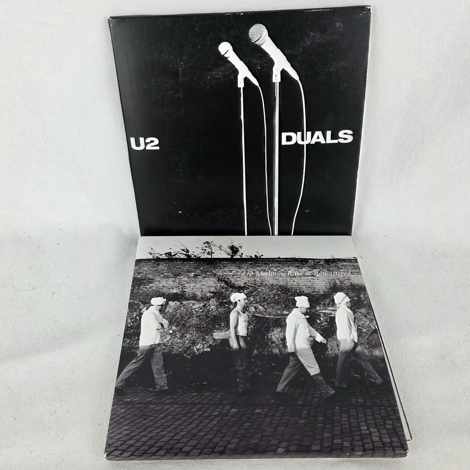 U2 Medium Rare Remastered 2CD + Duals CD Rare Fan Club U2.com Dot Com 3 Discs - Image 1 of 4