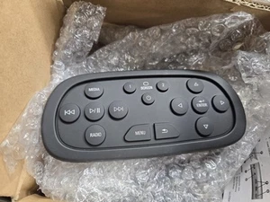 Rear Entertainment Remote For Cadillac Escalade Part Number 84202957 - Bild 1 von 2