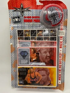 1999 WCW NWO Valentines Cards 40 Ct w/ Stickers Hollywood Hogan Kevin Nash  - Picture 1 of 8