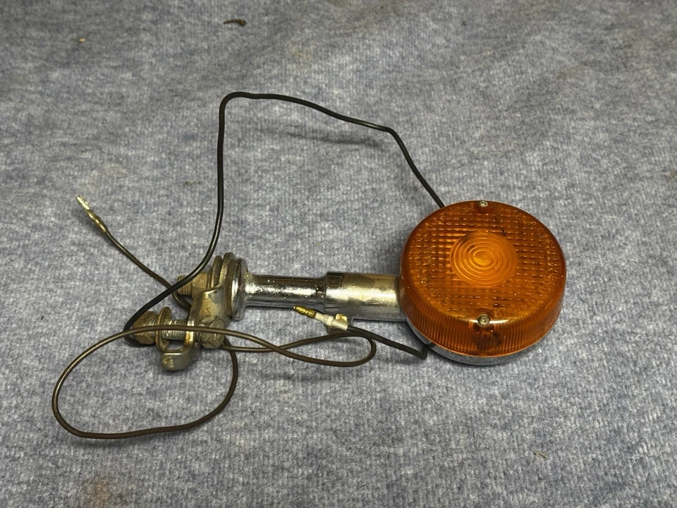 Yamaha XJ650 1981 Maxim intermitente trasero intermitente direccional ¡probado! Foto 1 de 4