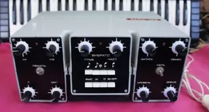 Formanta ESKO-100 Space Echo + Fuzz/Vibrato/Octaver/Flanger my home demo - Picture 1 of 13