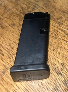 Used GL0CK 27 40 S&W 9-Round Factory Pistol Magazine 40S&W 9rd - Picture 1 of 6