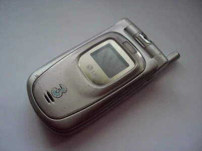  SIMPLE EASY PENSIONER ELDERLY LG U8120 LOCKED TO 3 MOBILE WORKING FINE - Image 1 of 4