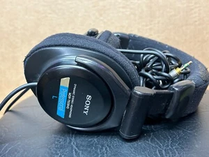 Sony MDR-7509HD Dynamic Stereo Headphones - Picture 1 of 5