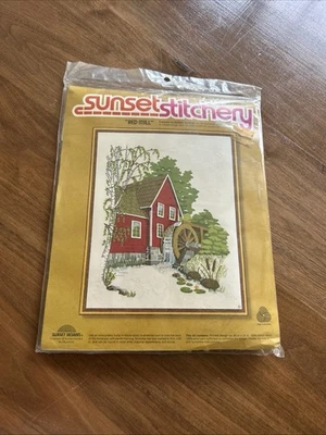 Sunset Stitcher, Red Mill от Barbara Jennings, подходит для рамы 16 X 20 - Изображение 1 из 4