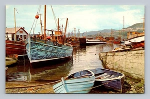 Postcard Great Britain Mallaig The Pier Boats vintage - Picture 1 of 2
