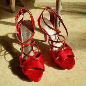Decoltè: Decoltè Hadie 16 FL5H16-SUE07-RED Guess ROSSO