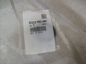 V3) Honda Genuine OEM Seal 91213-PR3-004 - Picture 1 of 2