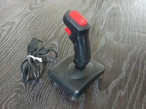 Retro QJI Turbo Joystick for Atari, Commodore 64 or Amiga - TESTED - Afbeelding 1 van 7