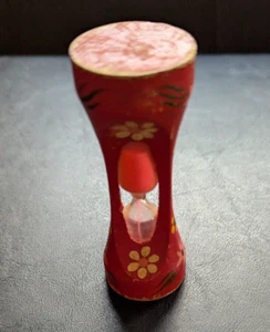 Vintage Eieruhr aus lackiertem Holz -- Blumen rot/bunt - Bild 1 von 8