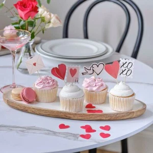 Valentinstag Cupcake Topper - herzförmige Kuchentopper - 12er Pack - Bild 1 von 3