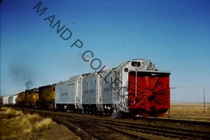 ORIG TRAIN SLIDE UNION PACIFIC (UP) VINTAGE OOAK RAILROAD ADP17408 - Picture 1 of 2
