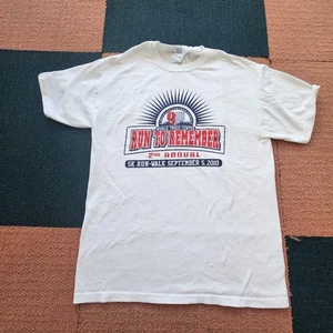 2010 Run To Remember World Trade Center Erwachsene T-Shirt Medium weiß 911 Y7a - Bild 1 von 9