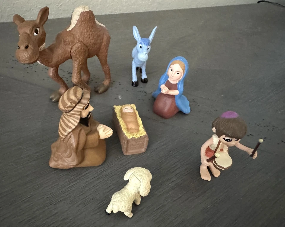 LITTLE DRUMMER BOY FIGURINES Nativity Set Forever Fun Rankin Bass Toys R Us - Image 1 of 4