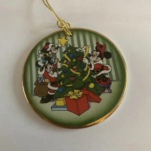 Disney Grolier Tis the Season Ornament " The Tree Trimming " Mickey Minnie - Picture 1 of 3