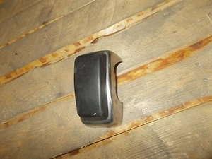 BORCHIA PARAURTI ANTERIORE DESTRA ALFAROMEO ALFASUD L 73 - Picture 1 of 1