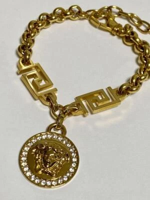 Pulsera VERSACE Medusa Usada para Mujer Sin Caja Oro Estrás Cadena Joyería Foto 1 de 4