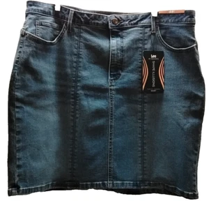 Women's Size 20 LEE Riders Shape Illusions Slim Fit Blue Jean Skirt Stretch NWT - Picture 1 of 12