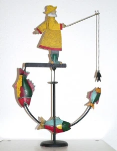 Pendelfigur Balancefigur Angler mit Fisch Italien 60er-70er Jahre - Bild 1 von 6