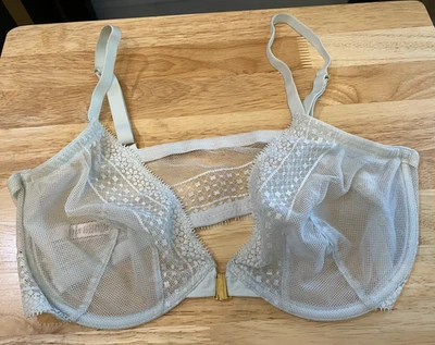 Sujetador Victoria's Secret Incredible con aros sin forro talla 38D Foto 1 de 4