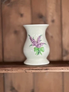 Vintage Sylvac No 2472 Cream And Green Vase With Raised Lilac Design - Picture 1 of 14