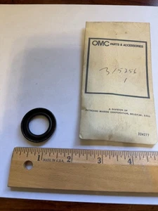 ⚙️ OMC Crankshaft Seal 315256 — Genuine OEM - Picture 1 of 1