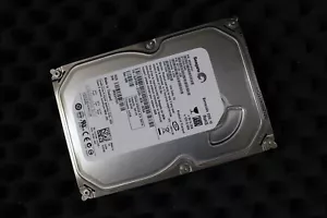 Seagate Barracuda 7200.10 160GB SATA 7200RPM ST3160815AS 9CY132-035 Fw: 4.ADA - Picture 1 of 1