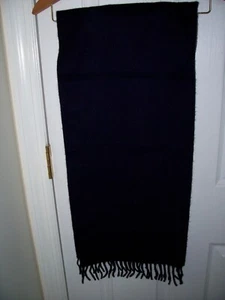 100% NAVY CASHMERE 54" FRINGED SCARF - Picture 1 of 2